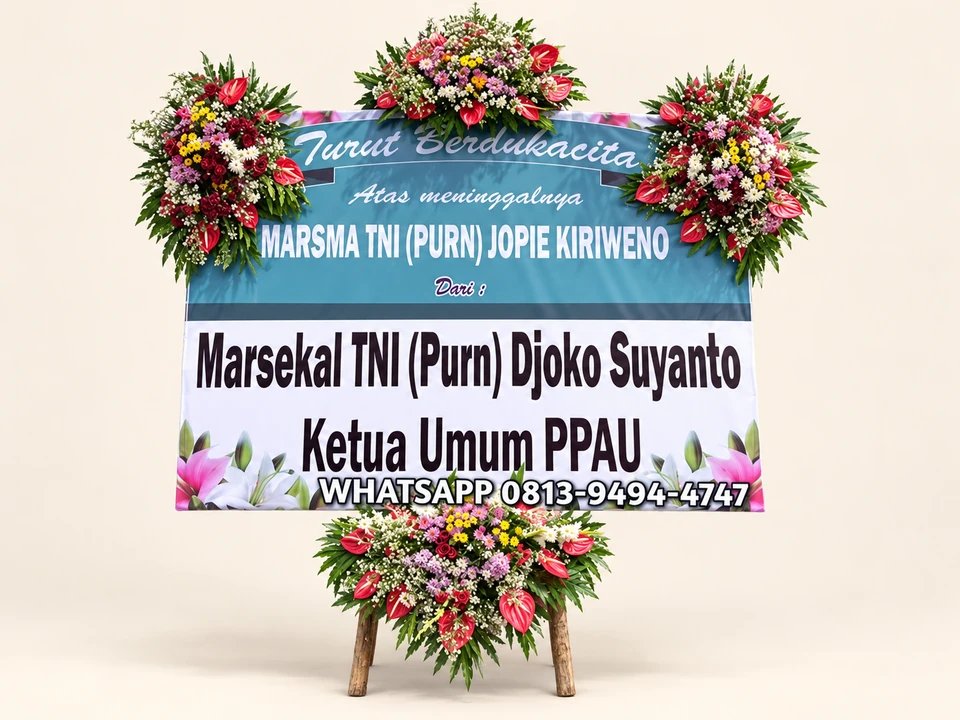 Papan Duka Cita Biru Empat Rangkaian Merah — pratinjau dengan latar krem